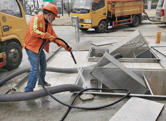 拖市镇隔油池清理